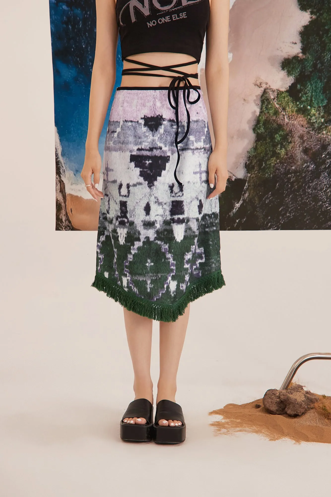 Blurry Ethnic Print Midi Skirt