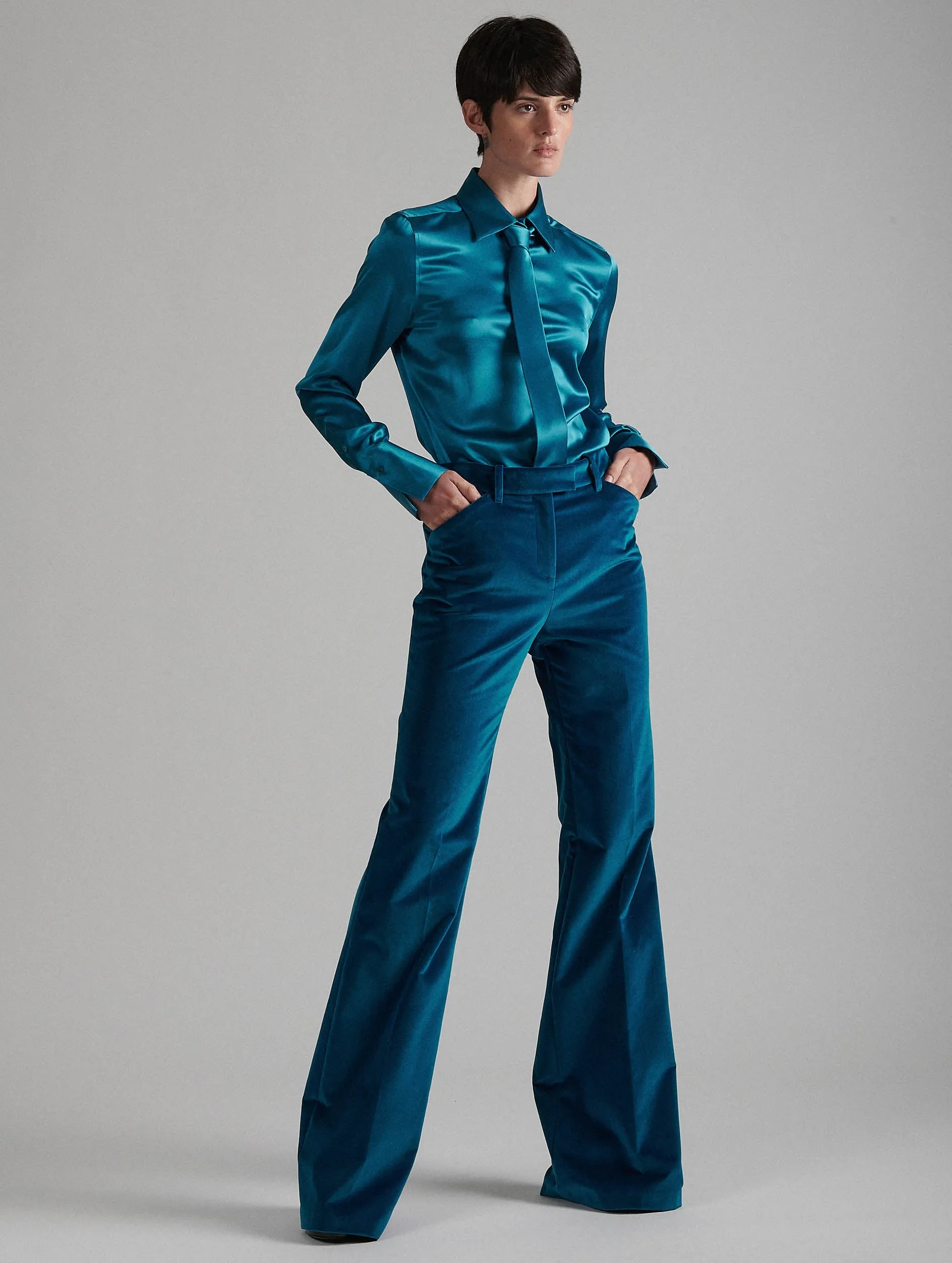 Bootleg suit trousers in blue velvet