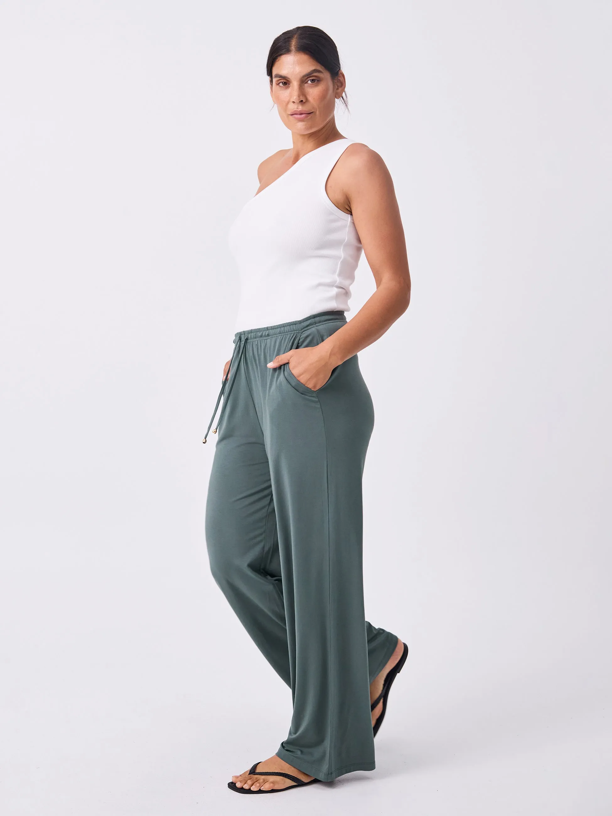 Traveller Drawcrod Pant - Sage