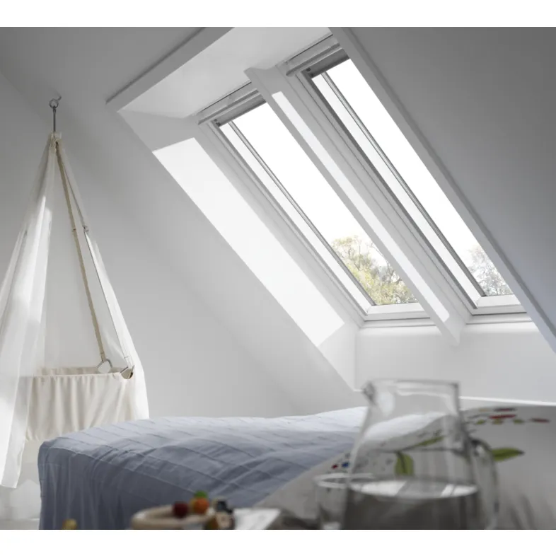 VELUX GGL SK08 2067 High Energy Efficiency Glazing White Painted Centre-Pivot Window (114 x 140 cm)